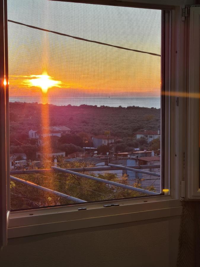 Loridis View Apartments Prínos Exteriér fotografie