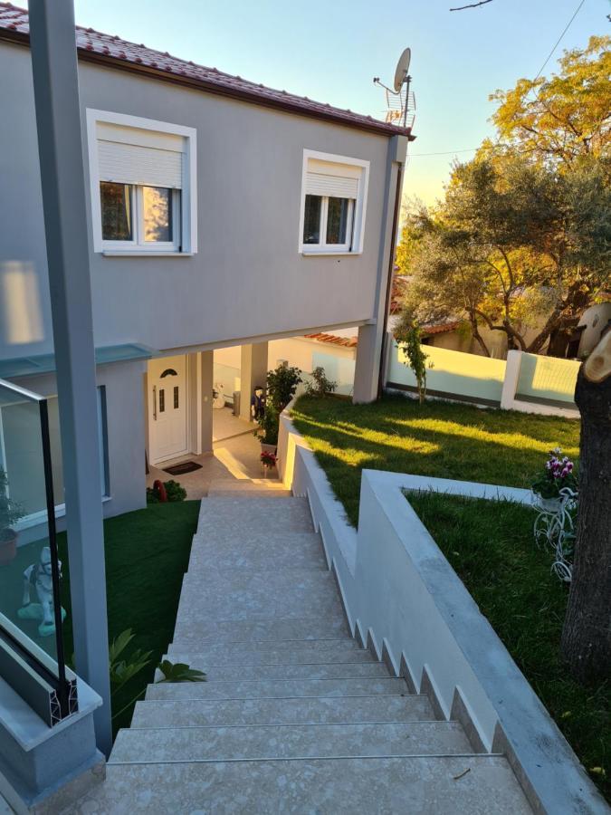 Loridis View Apartments Prínos Exteriér fotografie